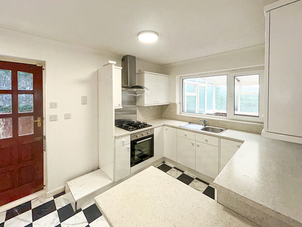 7 Kitchen