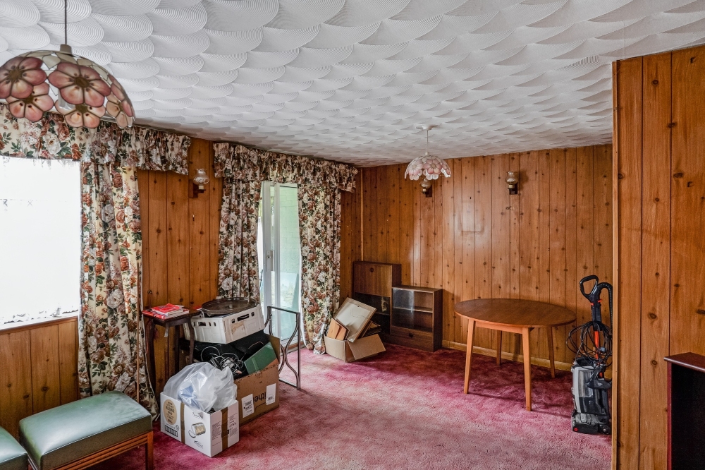 6 - Living room