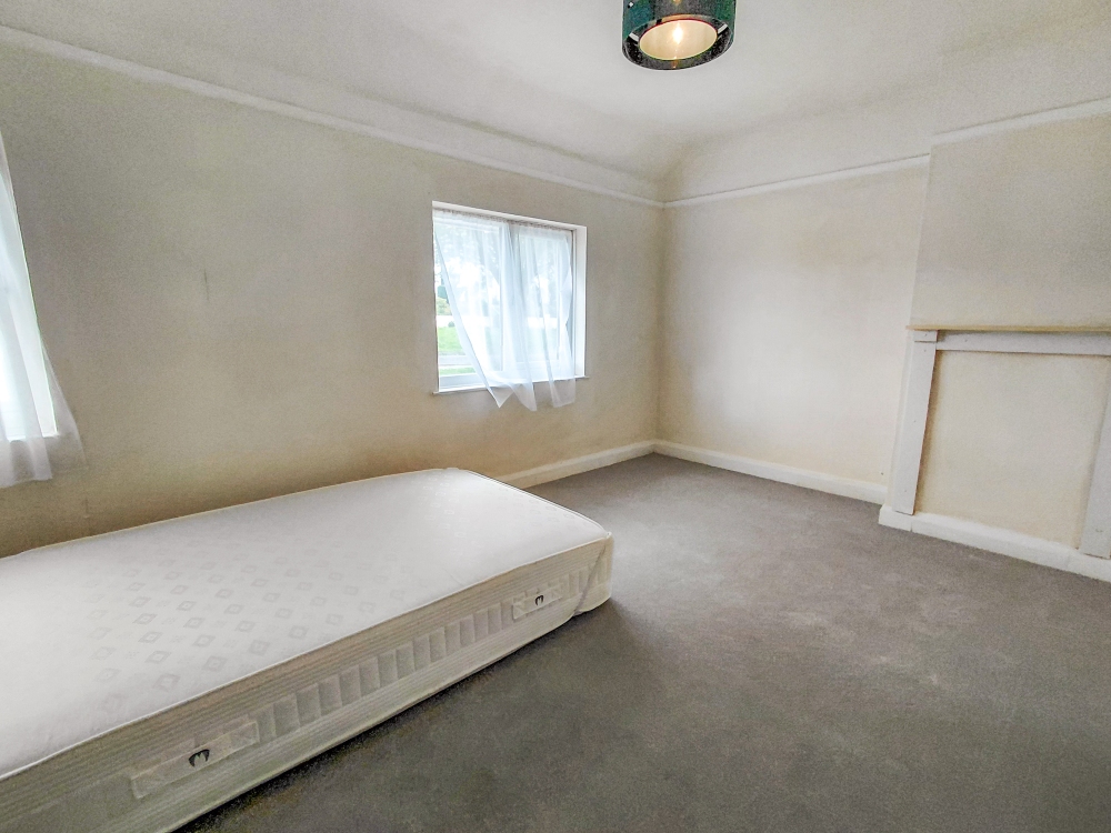 10 - Bedroom 1