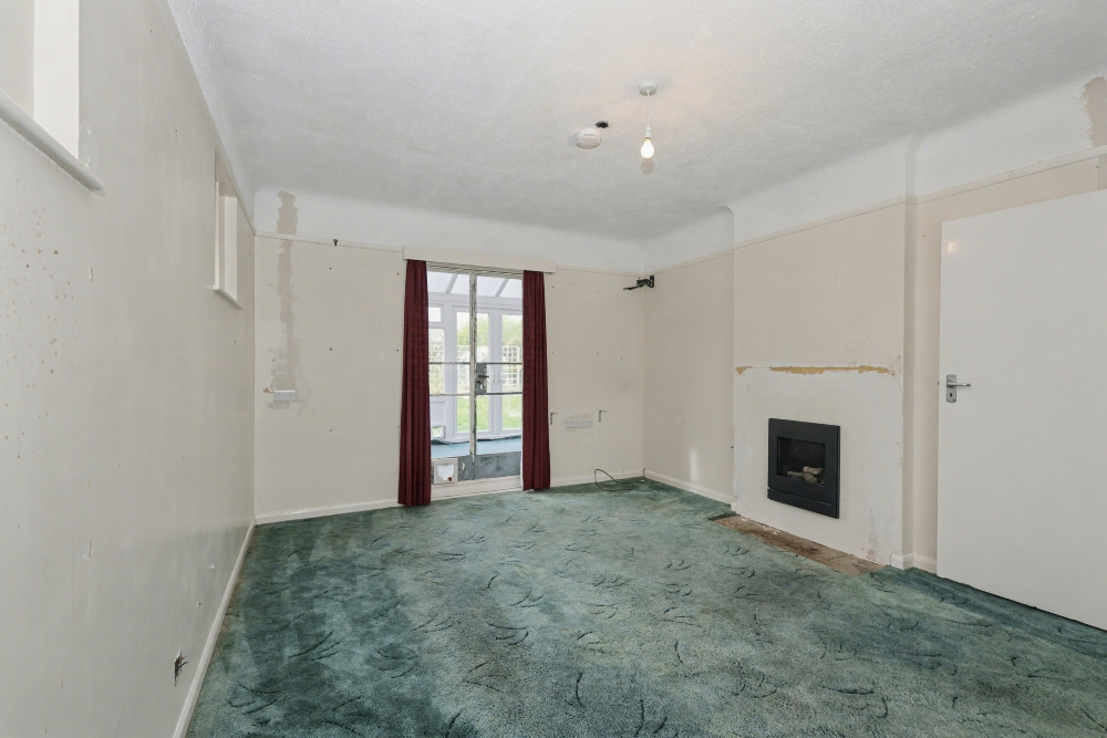 3 - Living room