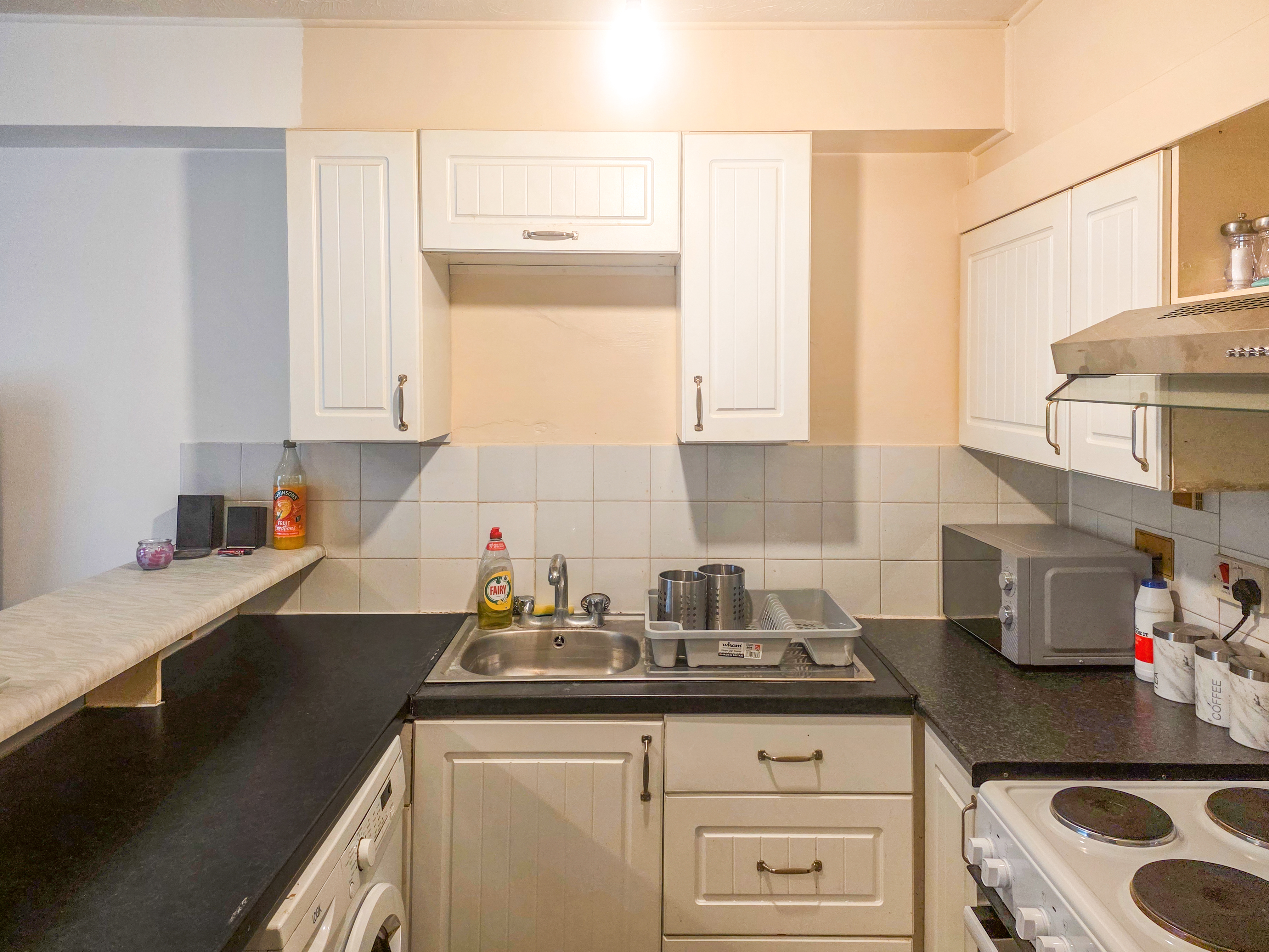2 - Kitchen