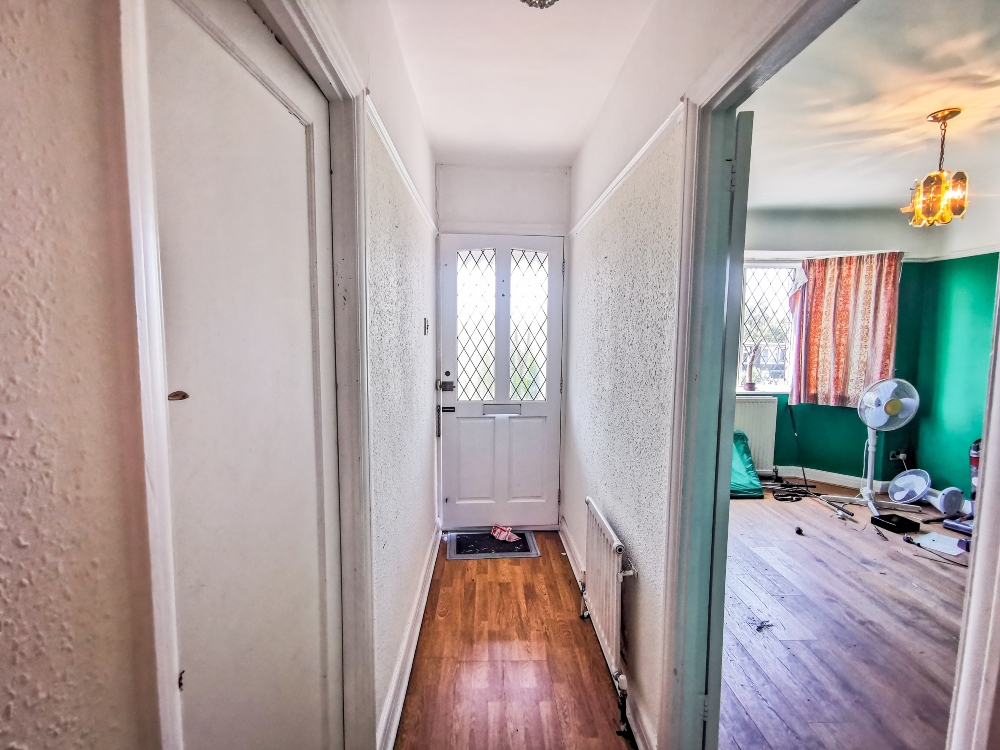 5 - Hallway