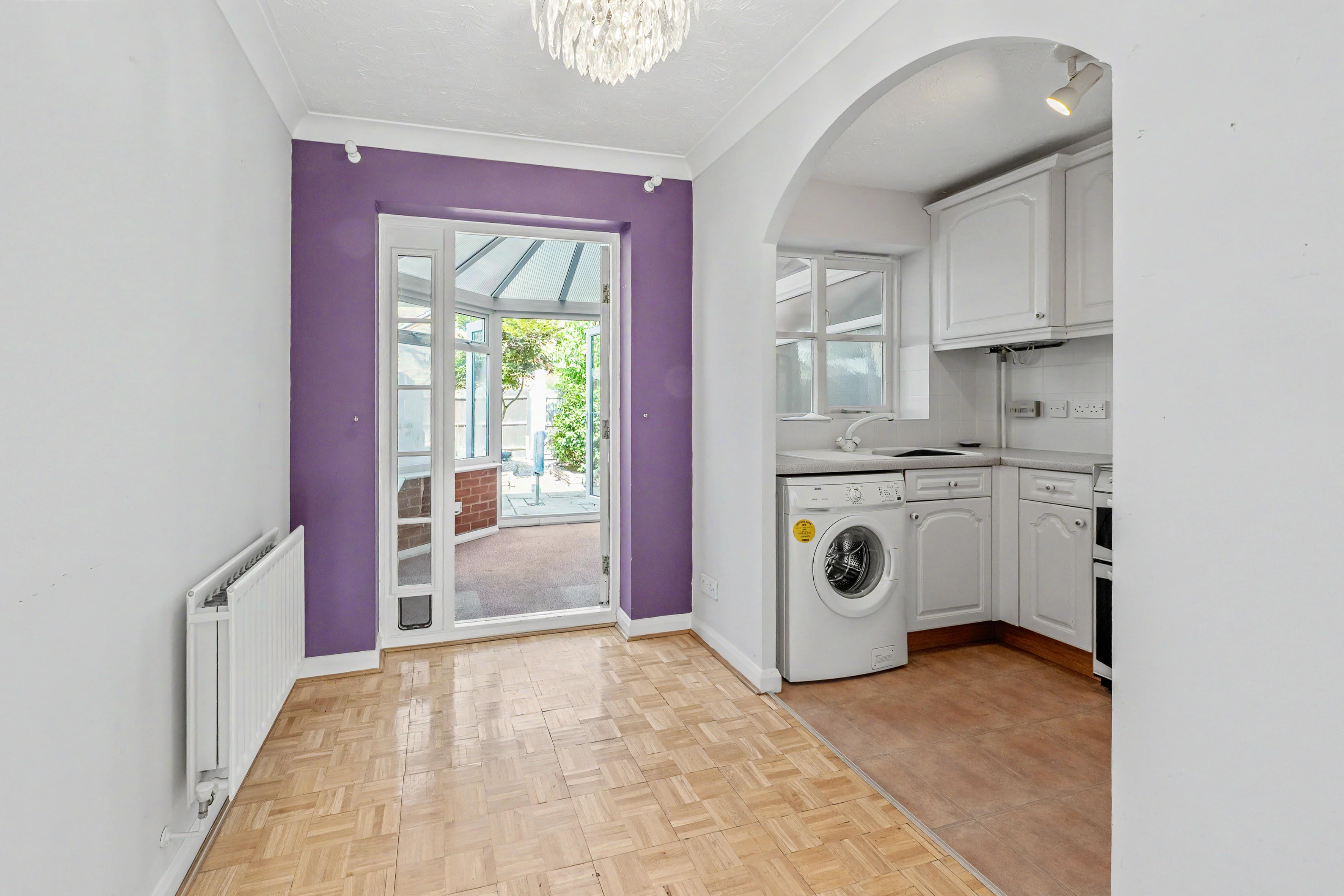 6 - Dining room