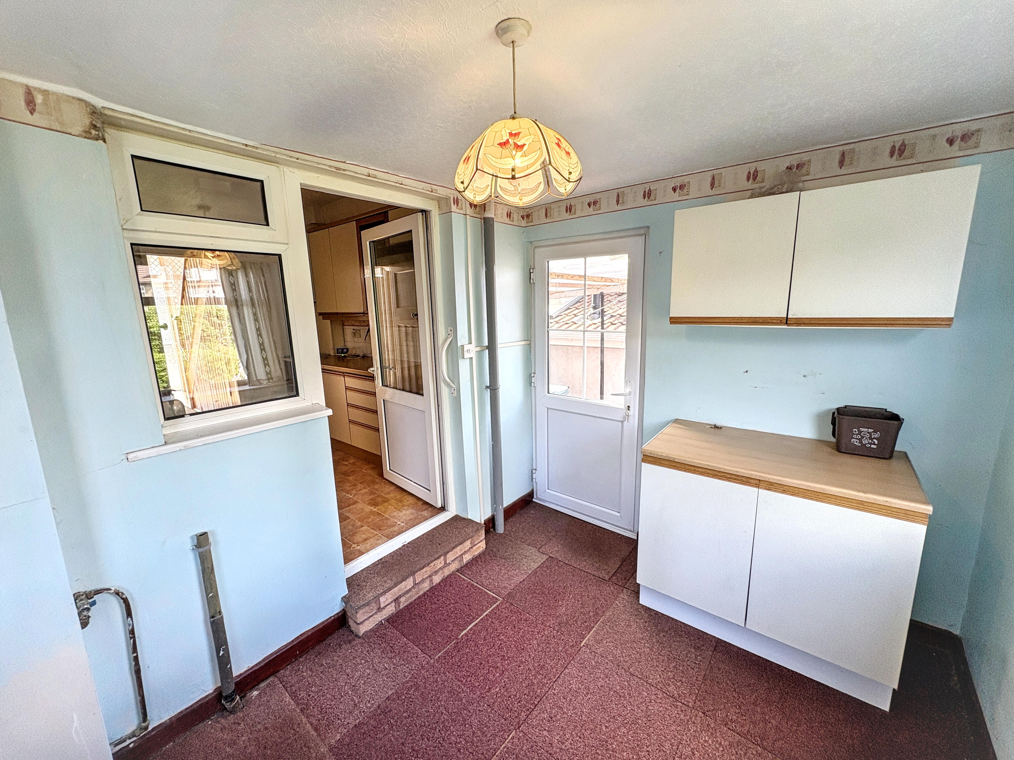9 - Dining room
