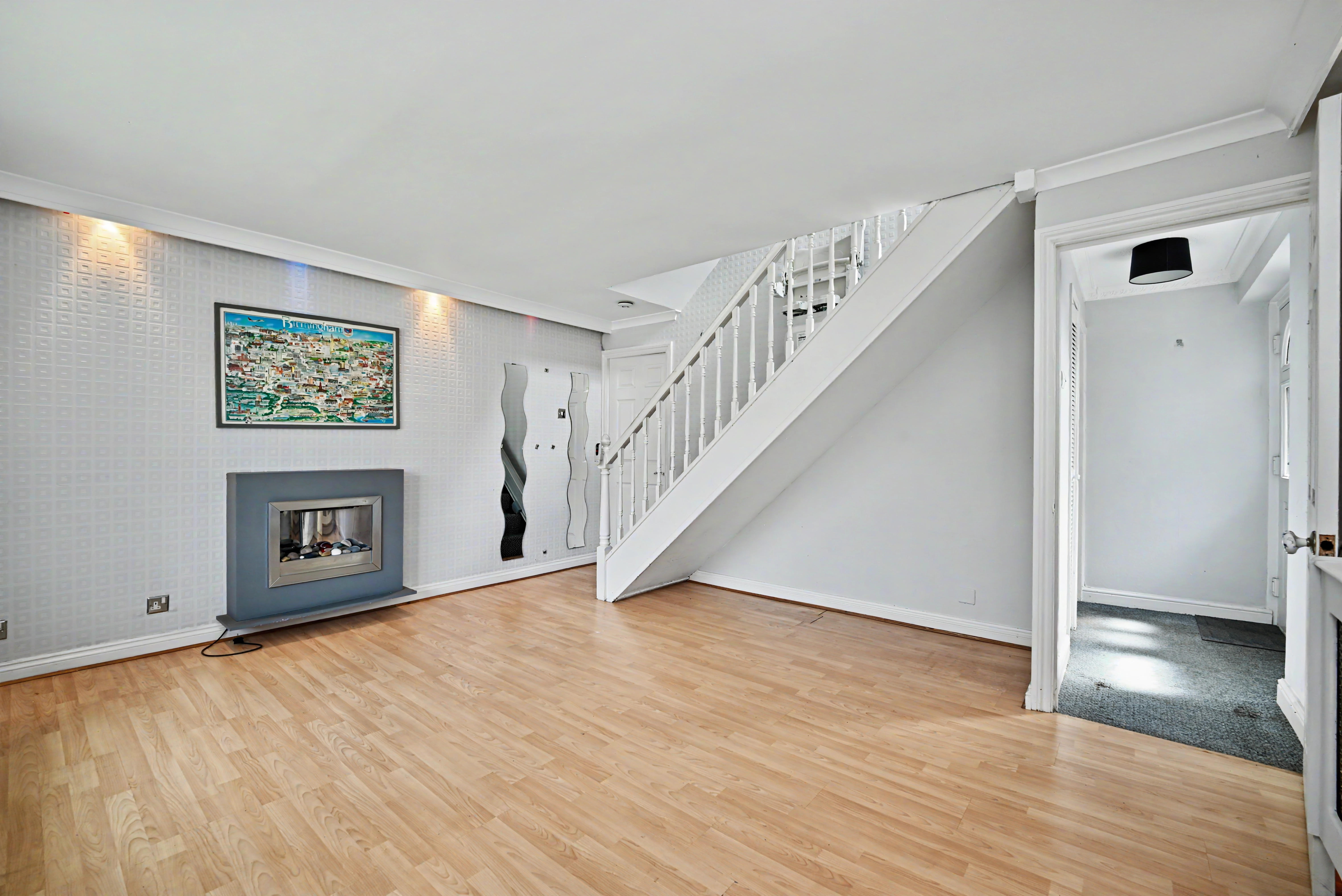 4 - Living room