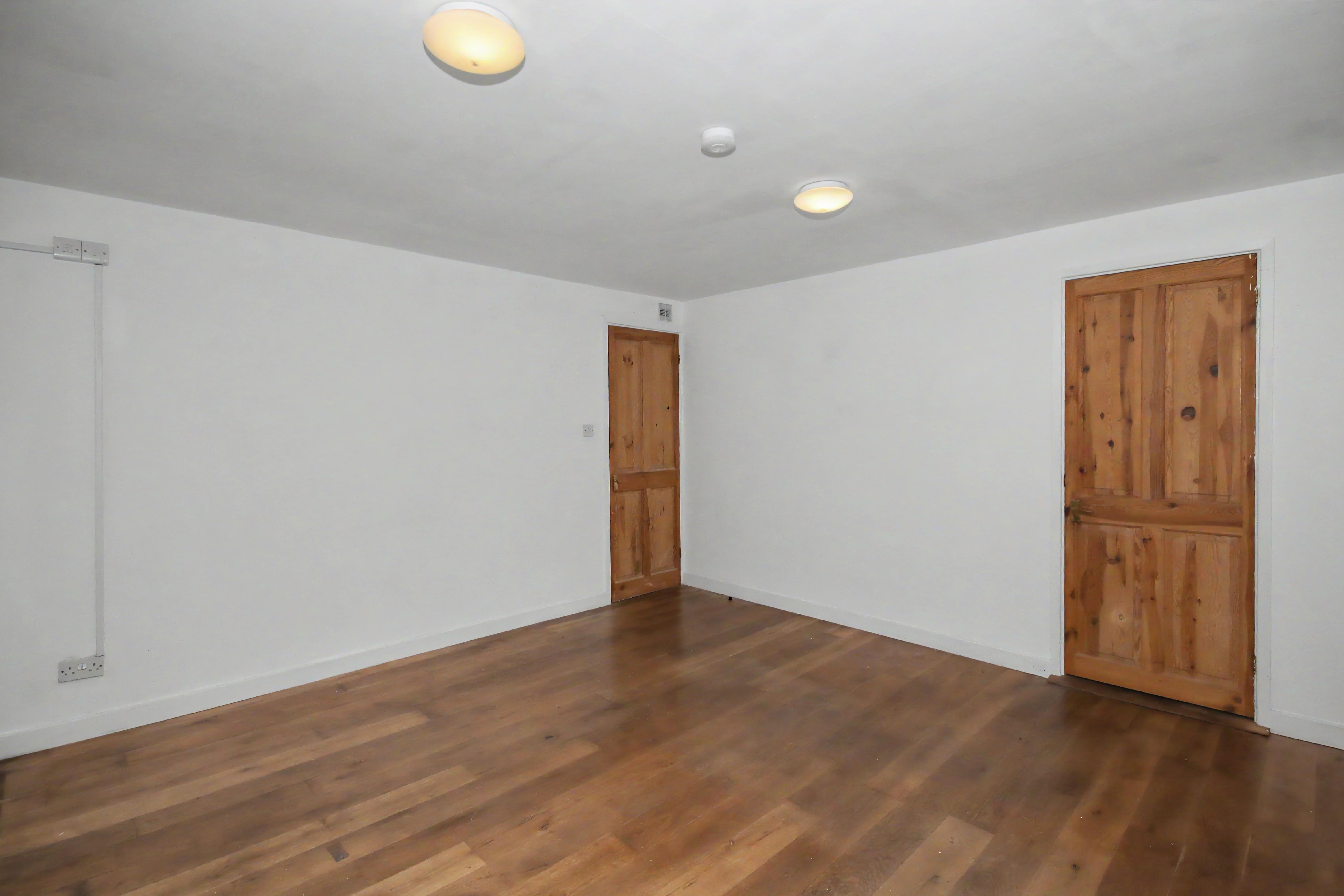 5 - Living room