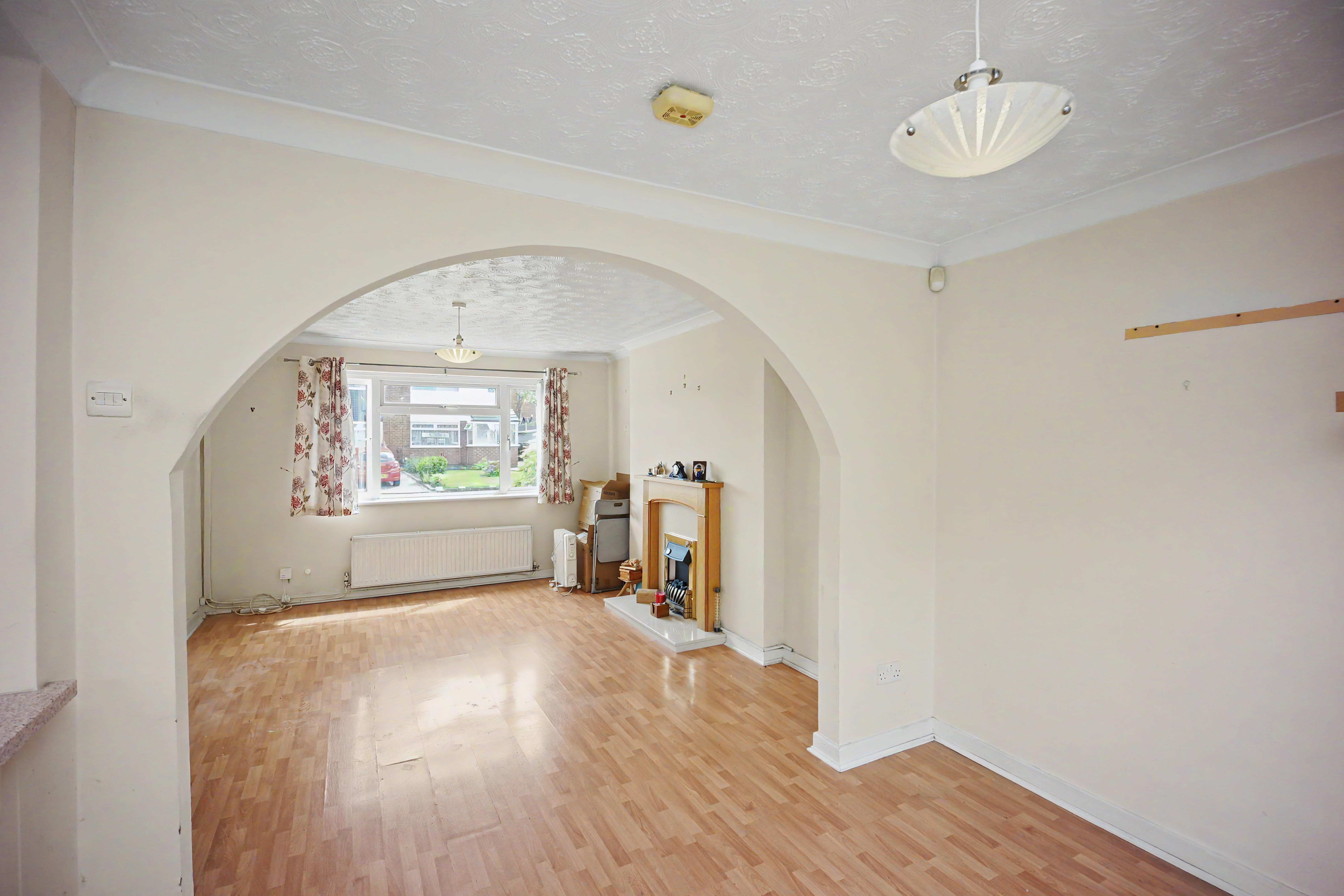 7 - Dining room