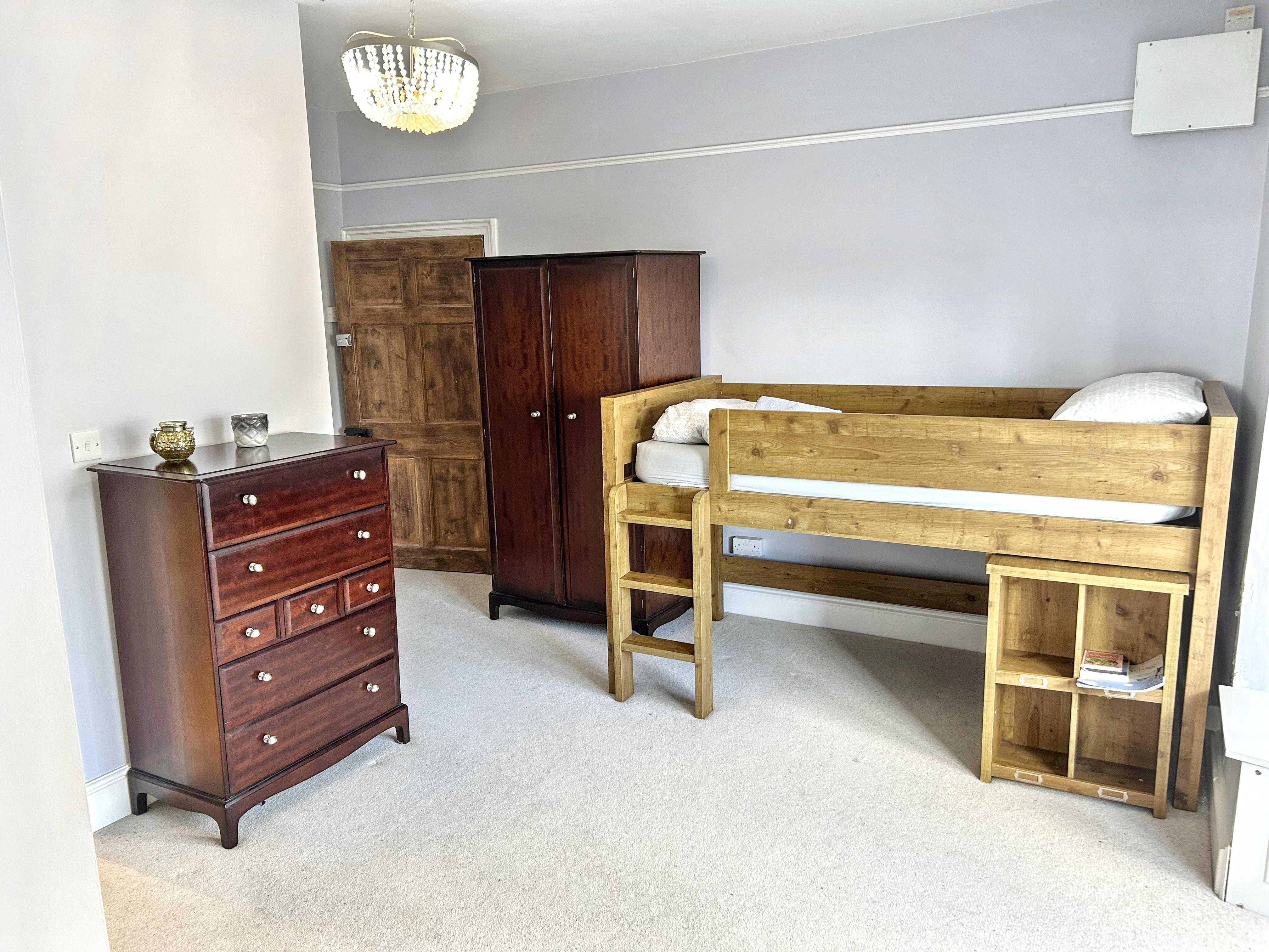 13 - Bedroom 4