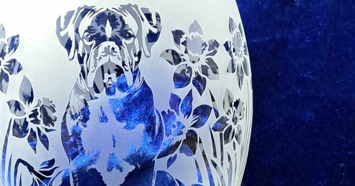 Spring 2025 Boxer in Daffodils Etched Glass Vase