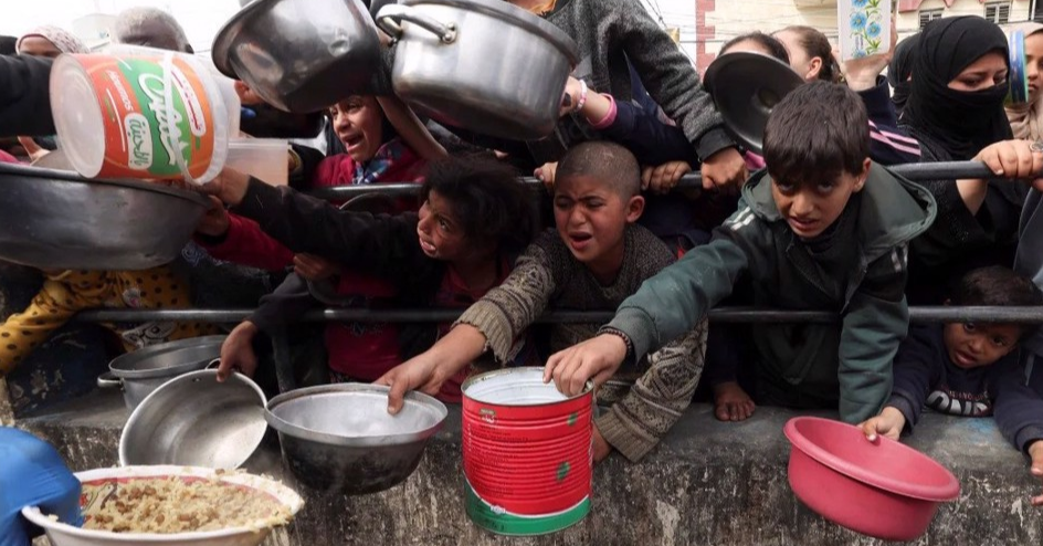 Gaza Food Kitchen - Help Feed 8000 people per day