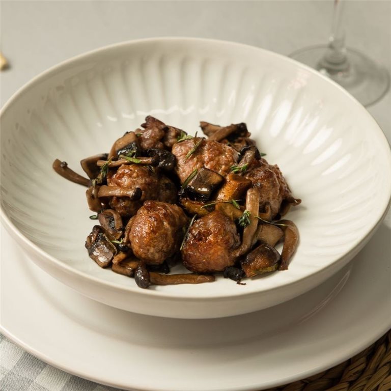 Albóndigas rústicas con setas