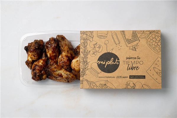 Alitas de pollo con salsa bbq-detalle