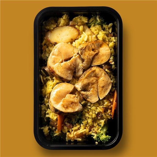 Arroz Persa al azafrán, con frutos secos, pollo de corral y verduras eco-lateral