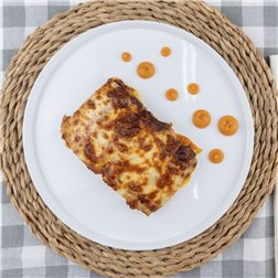 Canelones de carne con bechamel