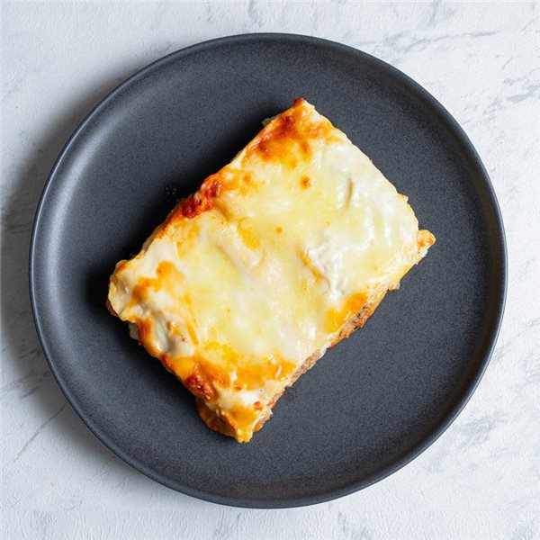 Canelones de pollo trufados-lateral