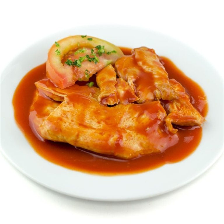 Carne de pavo con tomate