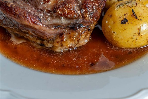 Carrillada de Ternera Angus Confitada-lateral