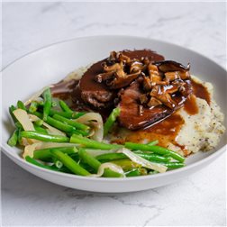 Carrillera de ternera en salsa de shiitake