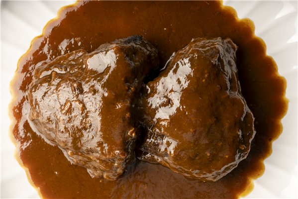 Carrilleras de ternera estofadas al Pedro Ximénez con cremoso de chirivía (para 2 personas)-detalle