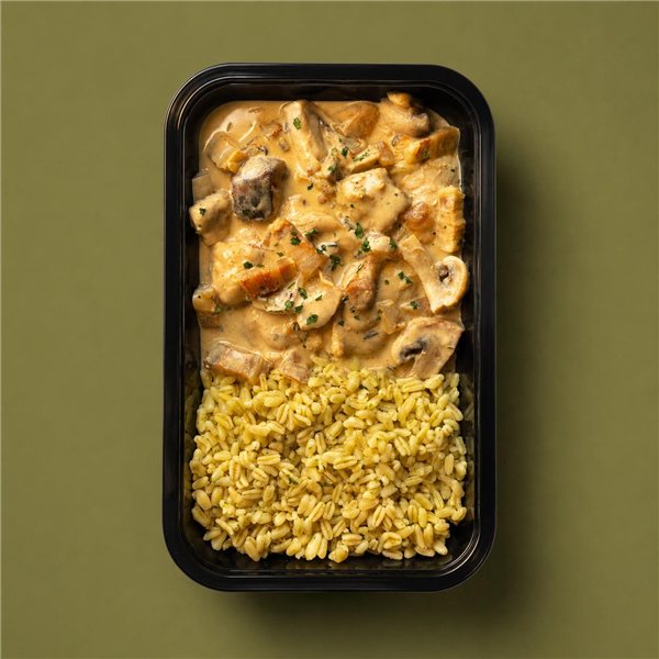 Contras de pollo de corral deshuesadas a la carbonara ligera con trigo tierno-lateral