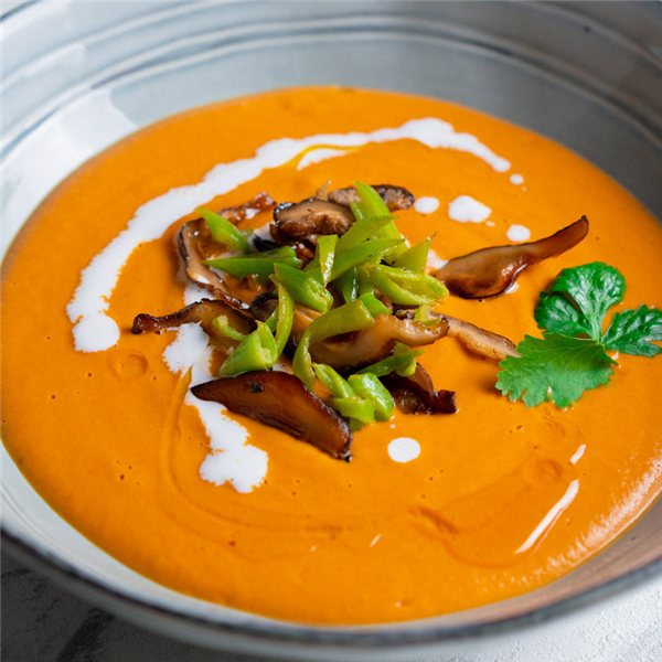 Crema de lenteja roja estilo thai-detalle