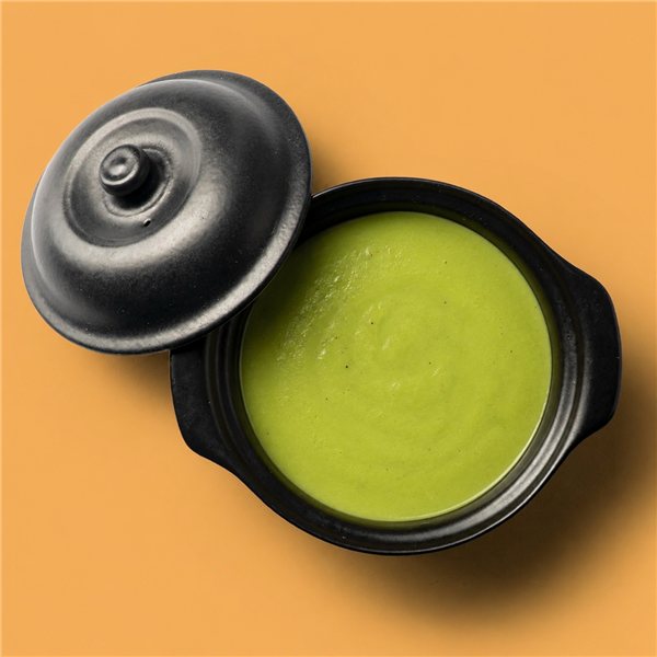Crema fría de guisantes, puerro y hierbabuena-lateral