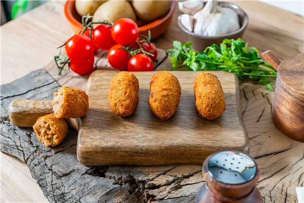 Croquetas de rabo de toro-trasera