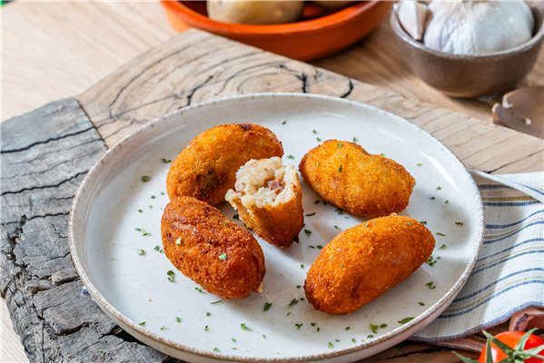 Croquetas gourmet cremosas de jamón ibérico-detalle
