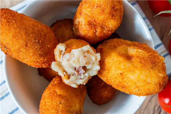 Croquetas gourmet cremosas de jamón ibérico-lateral
