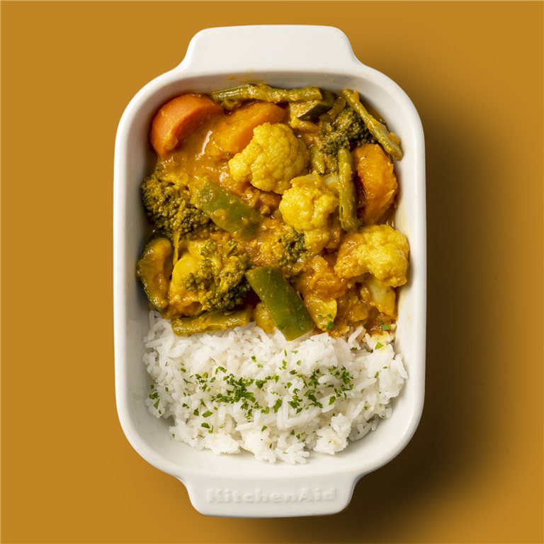 Curry amarillo Tailandés de verduras ecológicas con arroz jazmín