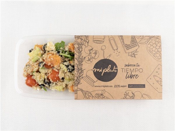 Ensalada de quinoa, boniato asado y espinacas-lateral