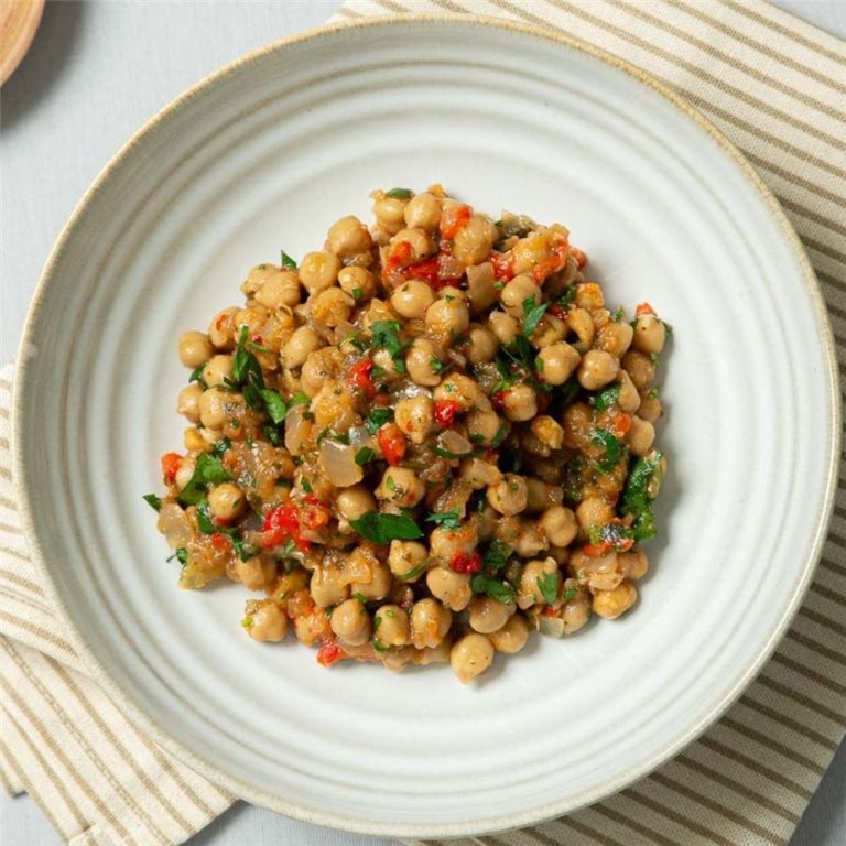 Ensalada mediterránea de garbanzos