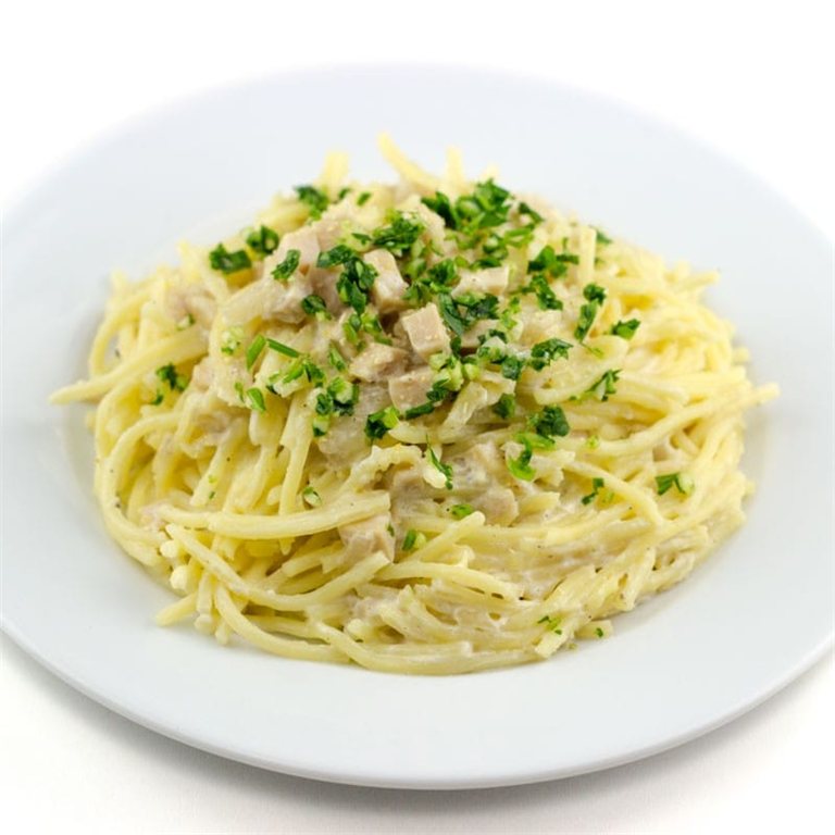 Espaguetis sin gluten a la carbonara