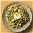 Fusilli integral con salmón, espinacas, pesto verde y queso de cabra