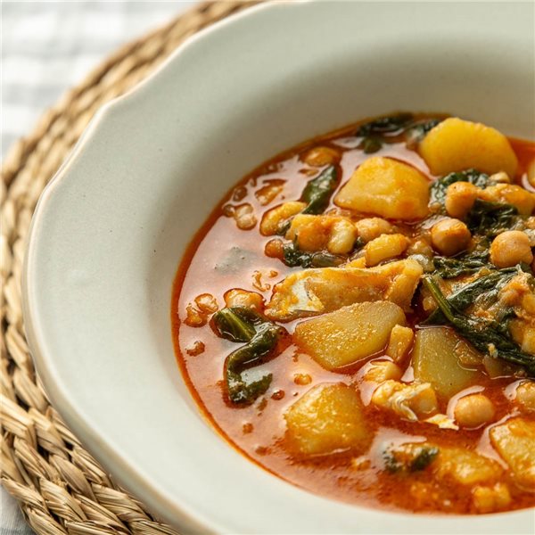 Garbanzos con bacalao y espinacas-lateral