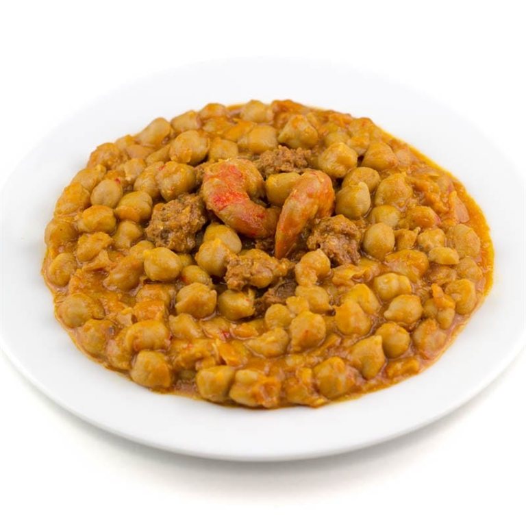 Garbanzos con langostinos y chorizo