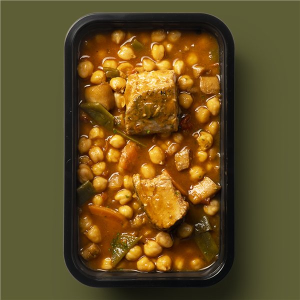 Garbanzos mar y montaña con sepia y costilla de cerdo-lateral