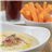Hummus clásico con bastones de zanahoria-detalle