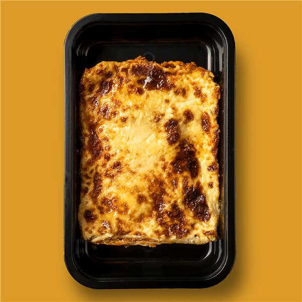 Lasaña de verduras y setas con bechamel de romesco-detalle