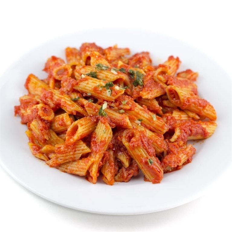 Macarrones sin gluten con tomate