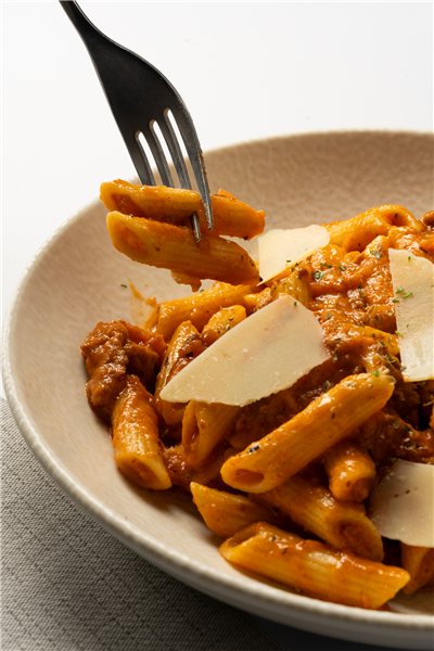 Nuestros macarrones con chorizo-detalle
