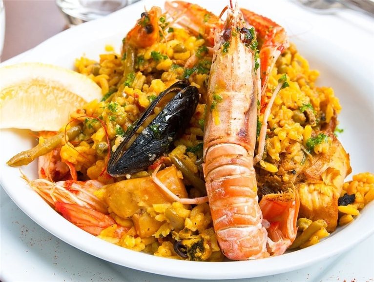 Paella mixta
