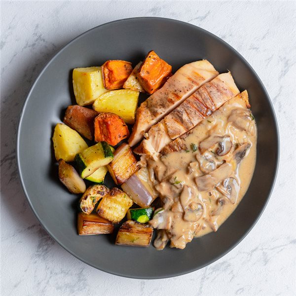 Pavo en salsa de setas-lateral