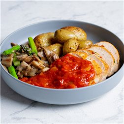 Pavo en salsa de tomate al ajillo