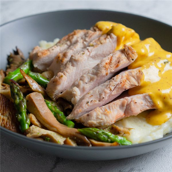 Pavo en salsa de mostaza-detalle