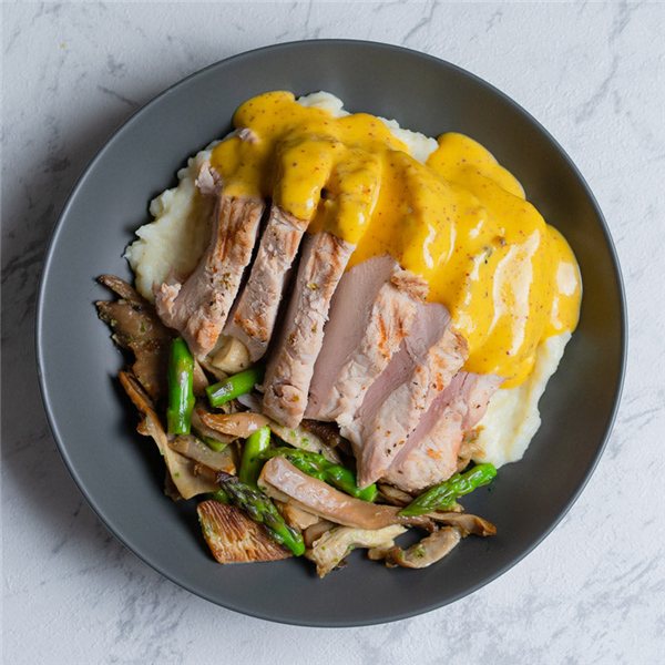 Pavo en salsa de mostaza-lateral