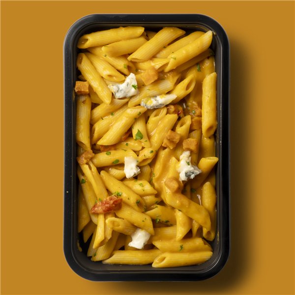 Penne rigate con calabaza asada, tomate seco y queso Gorgonzola-lateral