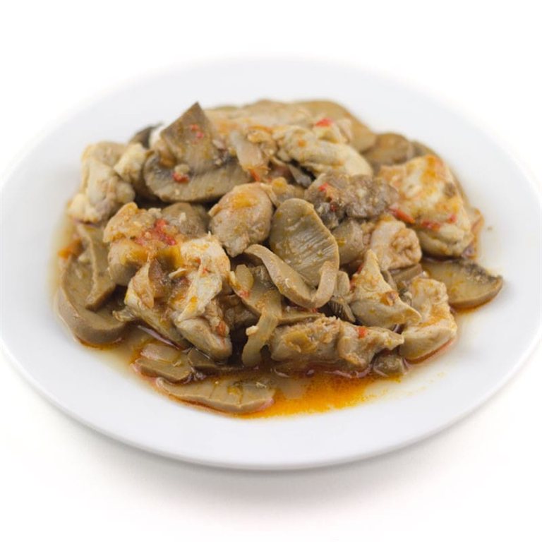 Pollo con champiñones