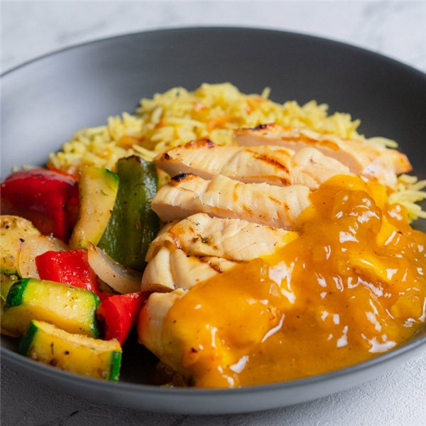 Pollo en salsa a la naranja-detalle