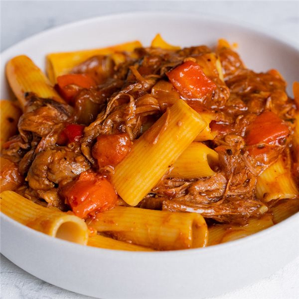 Rigatoni con ragú de ternera-lateral